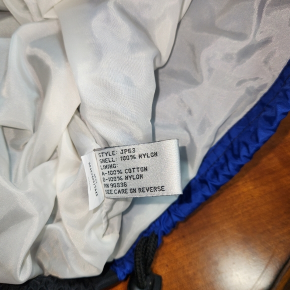 Port Authority Pullover Windbreaker, Fleetwood RV - Picture 9 of 9